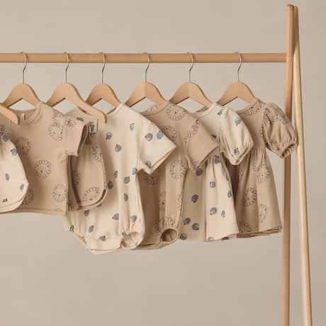 【Quincy Mae】RELAXED SHORT SLEEVE BUBBLE ROMPER || LION
