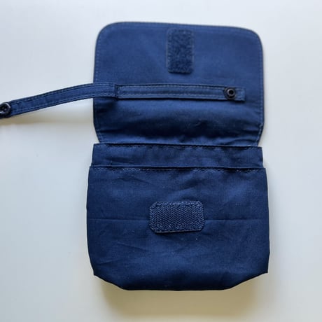 【mik+】Pocket Pouch - Navy Plaid