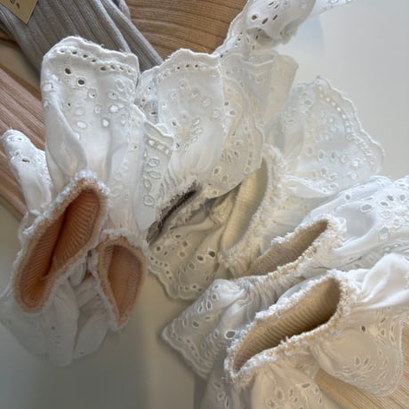 【Collégien 】2985 Sixtine - Ribbed Knee-high Socks with Broderie Anglaise
