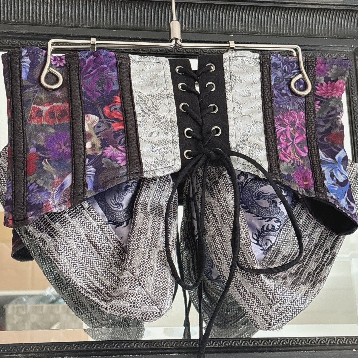 Qutie Frash コルセット | anonymous