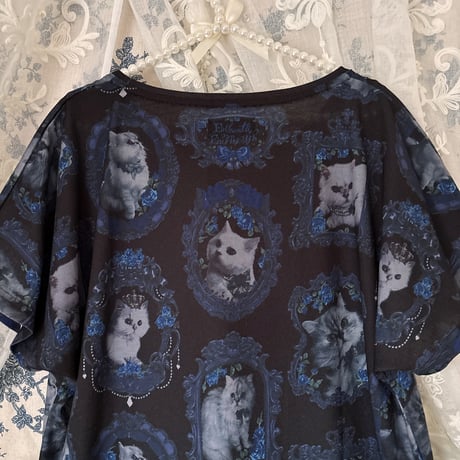 Enchantlic Enchantilly 猫の王女達の肖像画カットソー