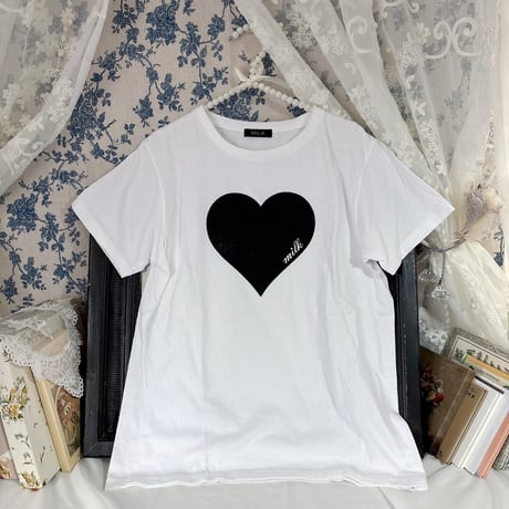 MILK Plump Heart Tee