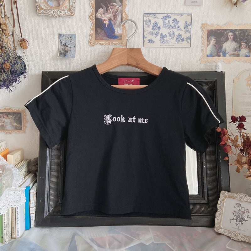 Jamieエーエヌケー ショート丈Tシャツ | anonymous Jamieエーエヌケー ショート丈Tシャツ | anonymous