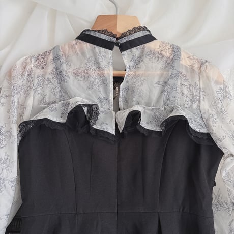 ROJITA 花柄シアースリーブフレアーワンピース