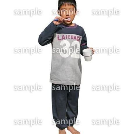 人物切抜き素材　リビング・散歩編　I_426
