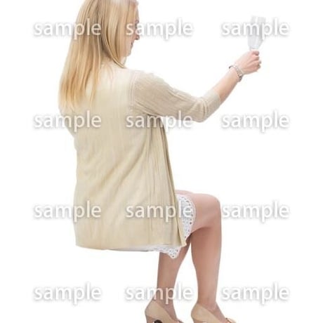 Cutout People　外国人-女性-座る　BB_429