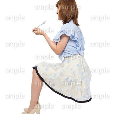 Cutout People　座る女性　KK_368