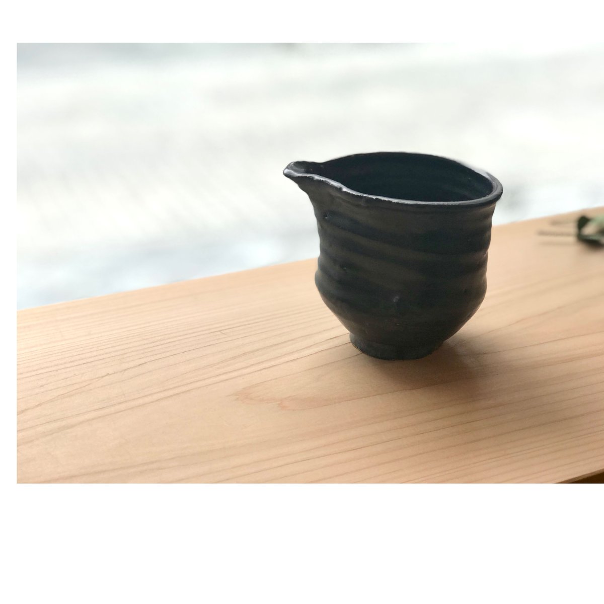 大嶺實清さん 大嶺工房 片口 黒釉 沖縄 やちむん | BRILLANTE IL 大嶺實清さん 大嶺工房 片口 黒釉 沖縄 やちむん | BRILLANTE IL
