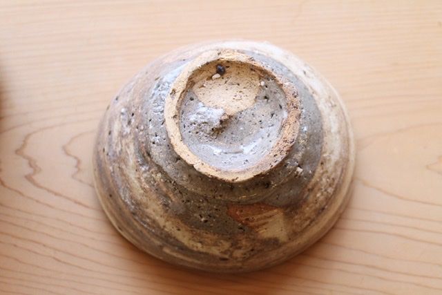 大嶺實清氏 茶碗　（刻印あり） やちむん 沖縄 大嶺工房 大嶺實清 作 灰釉抹茶茶碗
