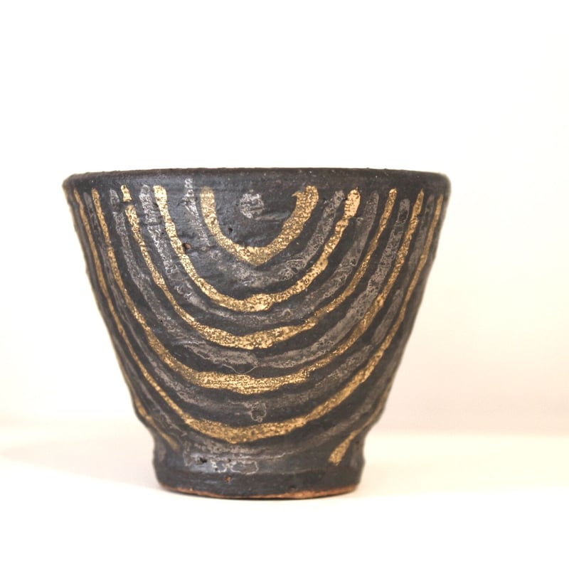 沖縄 山田真萬氏 金銀彩 ぐい呑 やちむん ギャラリー山田