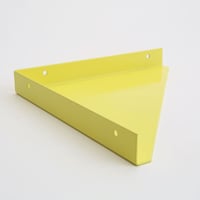 Bracket  M  (Yellow)