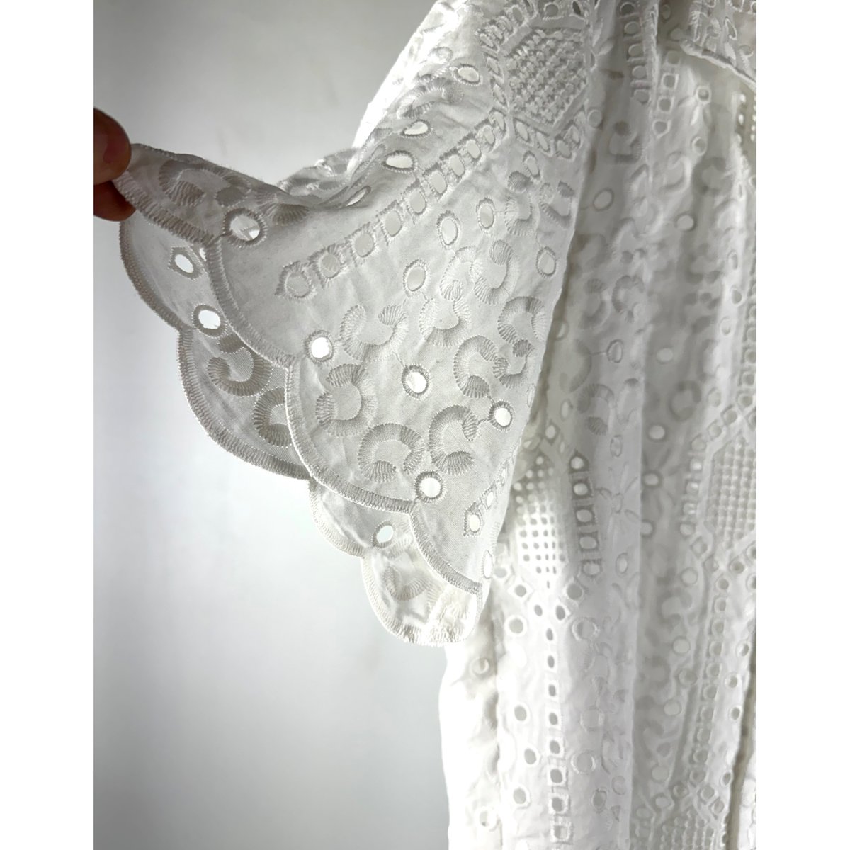 トップス TOGA Virilis /LACE S/S SHIRT White TOGA VIRILIS(トーガ ビリリース)のLace S/S shirt WHITEの通販