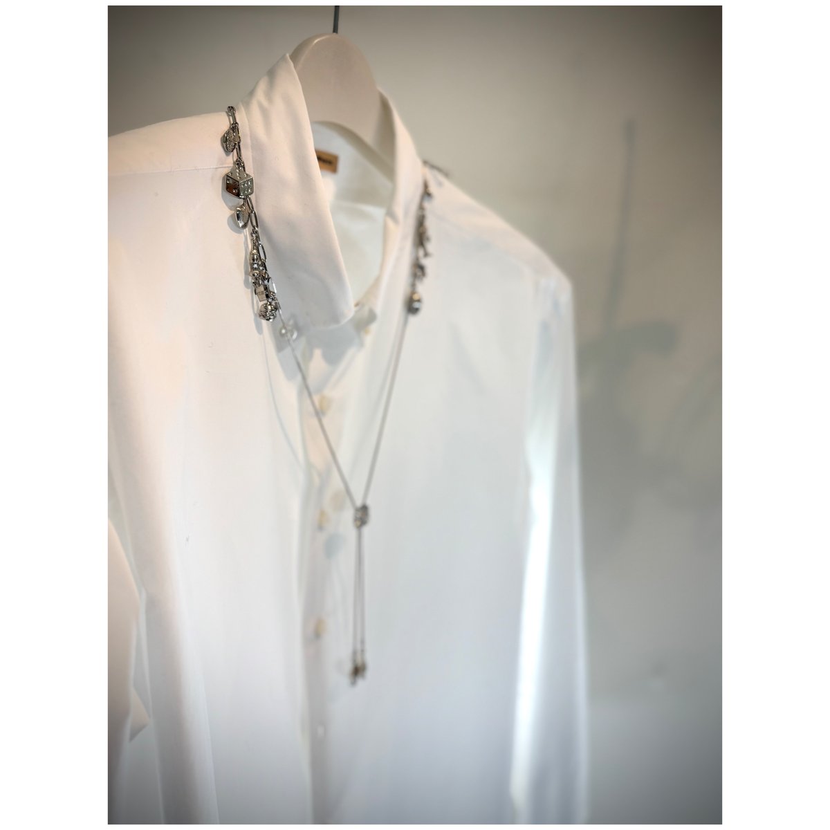 アクセサリー toga pulla silver loop tie Metal loop tie small(FREE SILVER): TOGA: WOMENS｜ STUDIOUS ONLINE