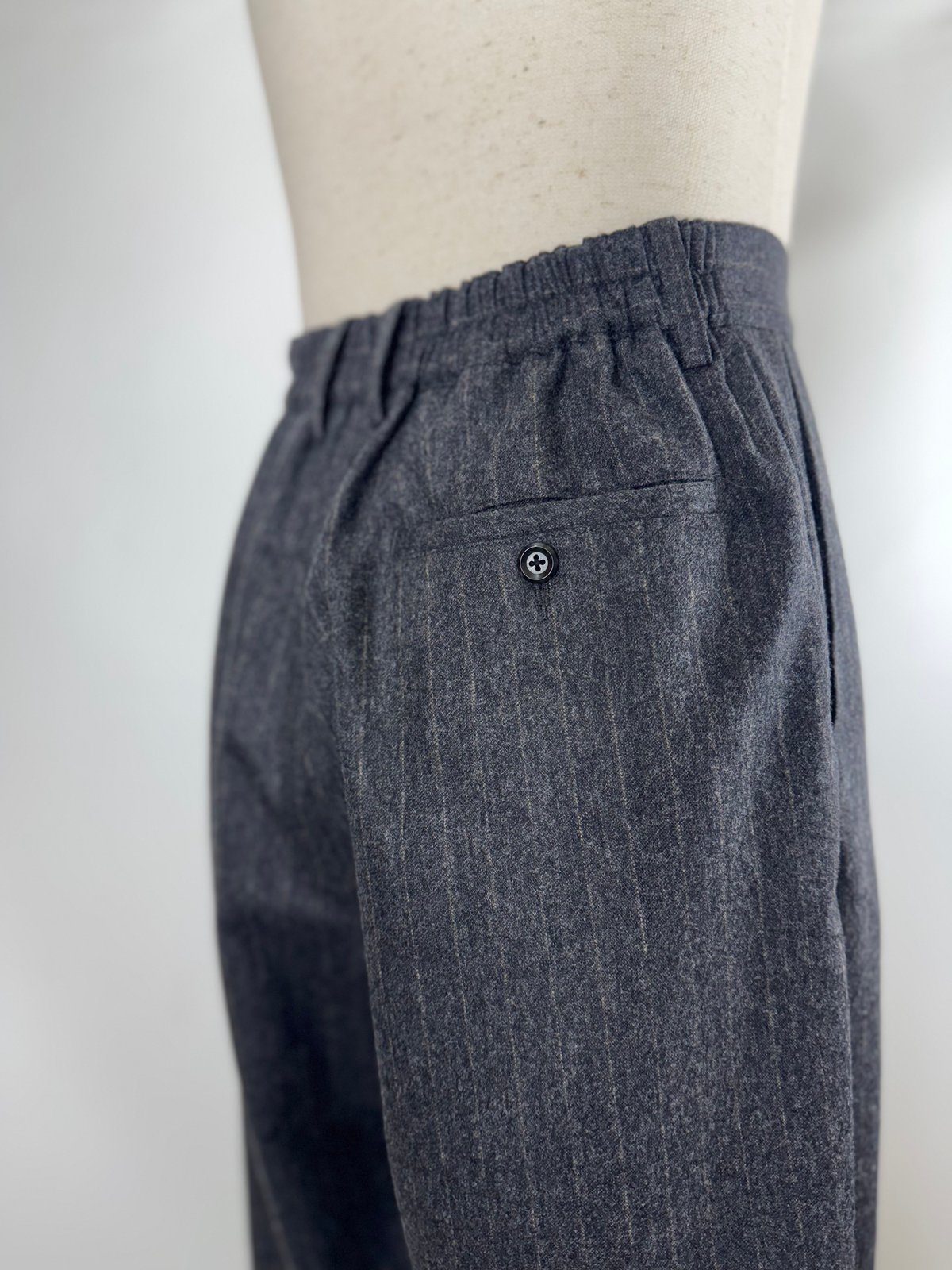 soe READY TO WEAR / Darts Wide Trousers | glit