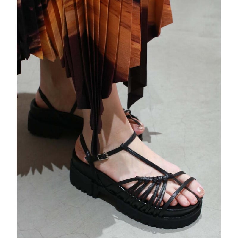 G.V.G.V. /ASYMMETRY THIN STRAP SANDAL | glitter