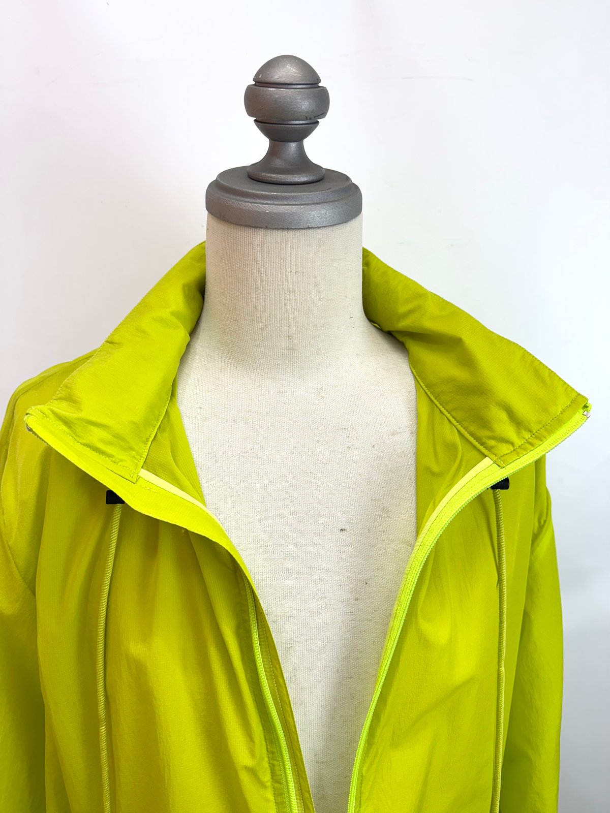 soe READY TO WEAR / Air Shell Jacket | glitter
