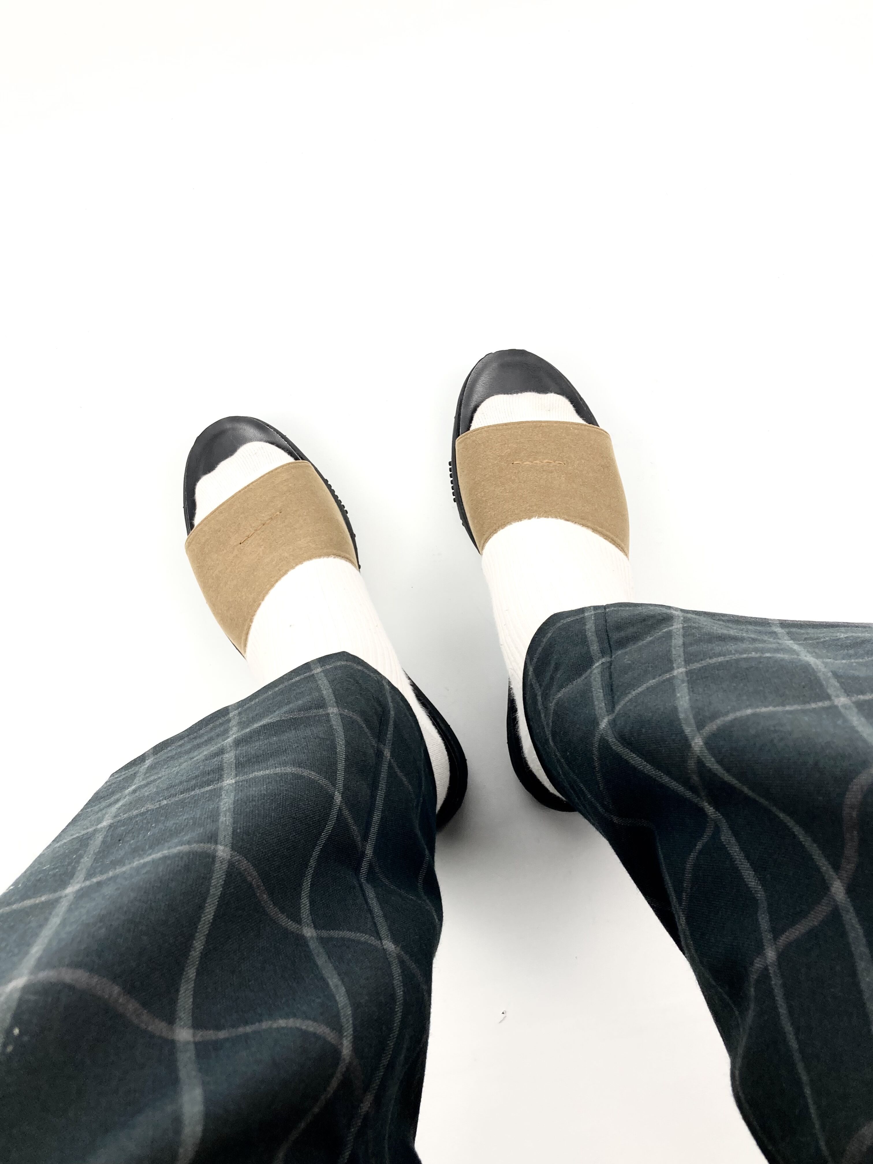 週末値下げSOFTHYPHEN×SAKIAS 5STITCHES SANDALS original