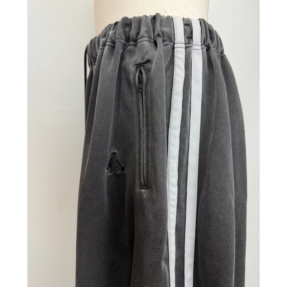 DOUBLET /FADED BLACK TRACK PANTS | glitter ONL