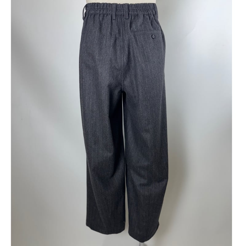 soe READY TO WEAR / Darts Wide Trousers | glit