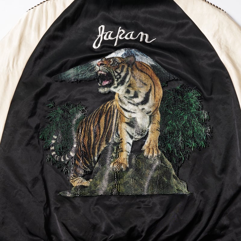 DOUBLET /DISTORTED CUTTING SOUVENIOR JACKET | g