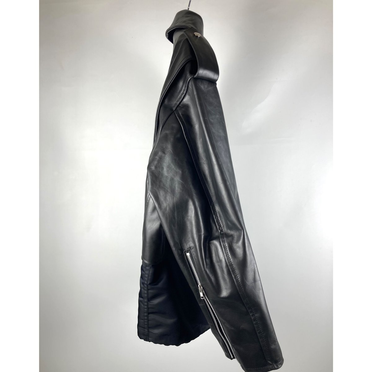 TOGAvirilis / Leather Jacket | glitter ONLIN TOGAvirilis / Leather Jacket | glitter ONLIN