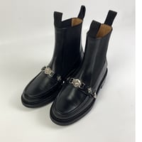 TOGA SHOE