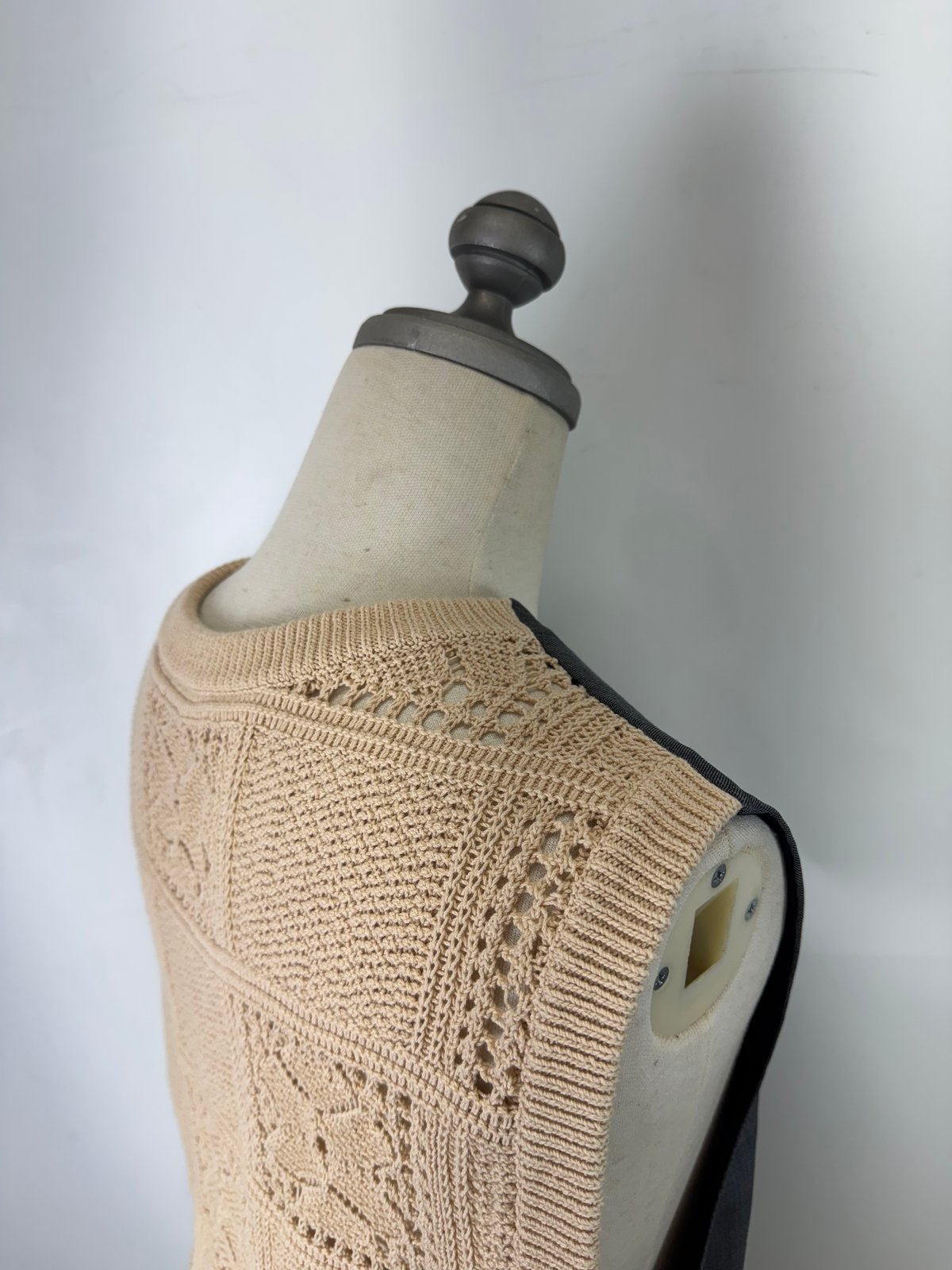 TOGA virilis/ Polyester wool vest | glitter ON