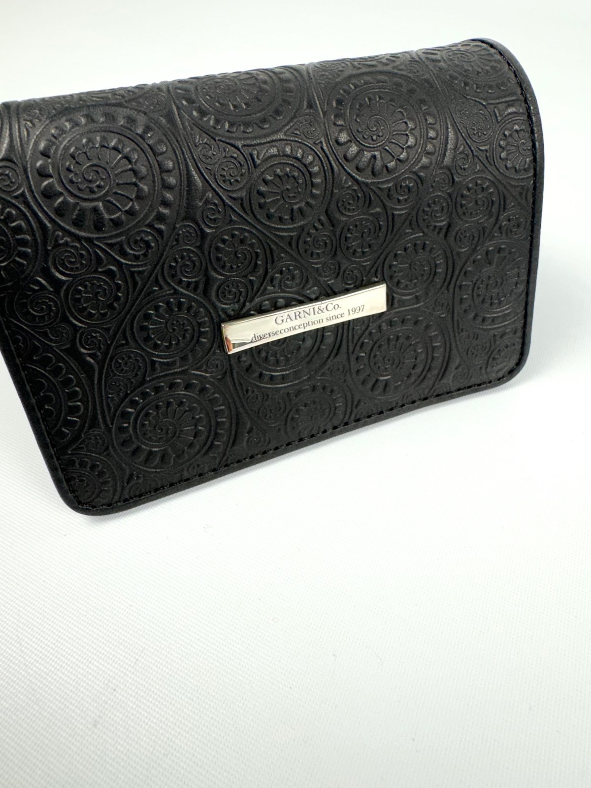 小物 GARNI Vine Pattern Three Fold Wallet GARNI - Vine Pattern Three Fold Wallet / ブラウン | Tempt