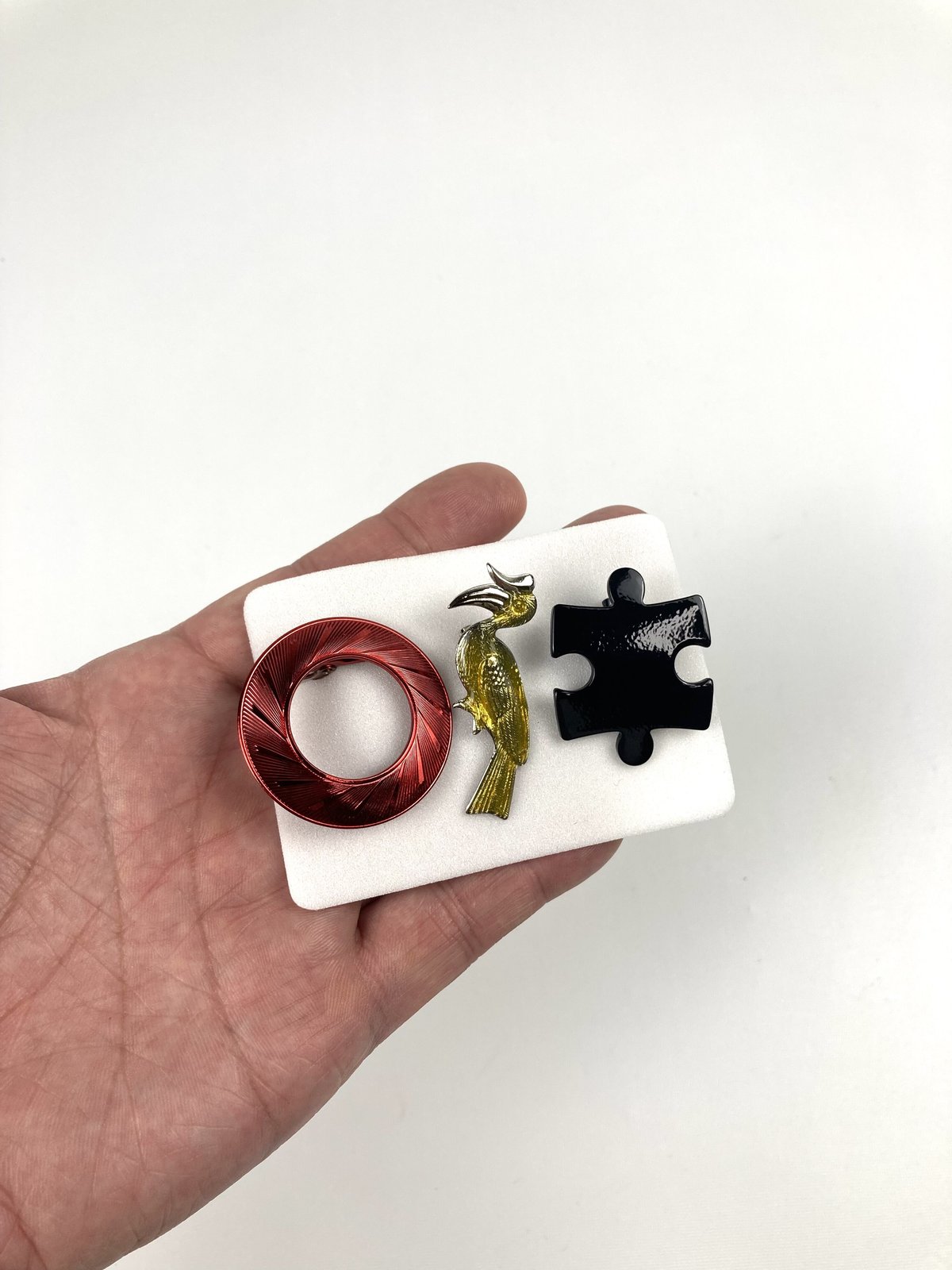 BARRETTE ファッション TOGA Motif pin 2 ヘアクリップ レッド新品