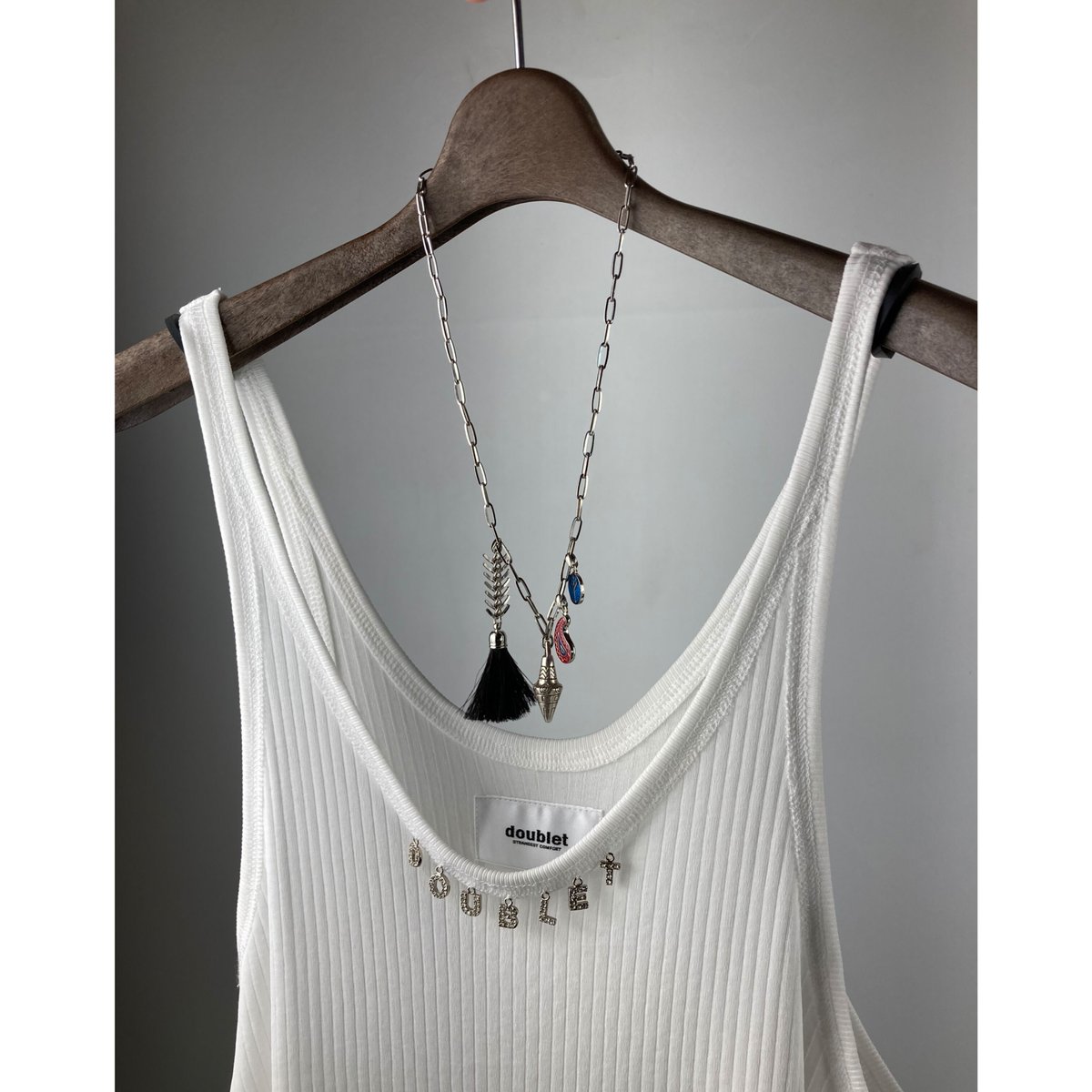 TOGA UNISEX / Fringe chain necklace /BLACK | g...