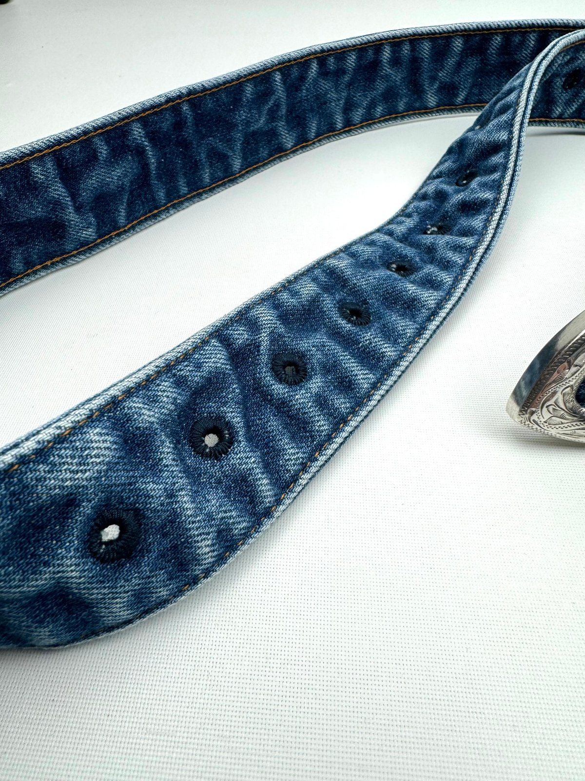 ポ*ポ様 TOGA ARCHIVES(トーガ アーカイブス)　クロコ型押しベルト TOGA UNISEX / DENIM BELT | glitter ONLINE STORE
