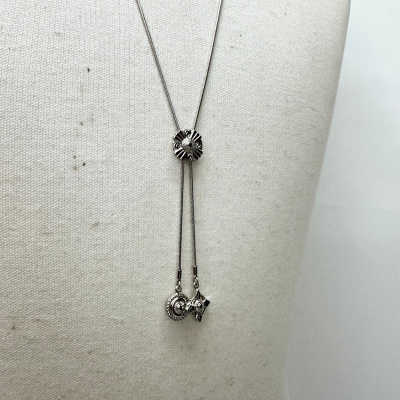 【12月中値下げ】TOGA メタル ループタイ 箱・タグつき TOGA TOO / Metal motif loop tie | glitter ON