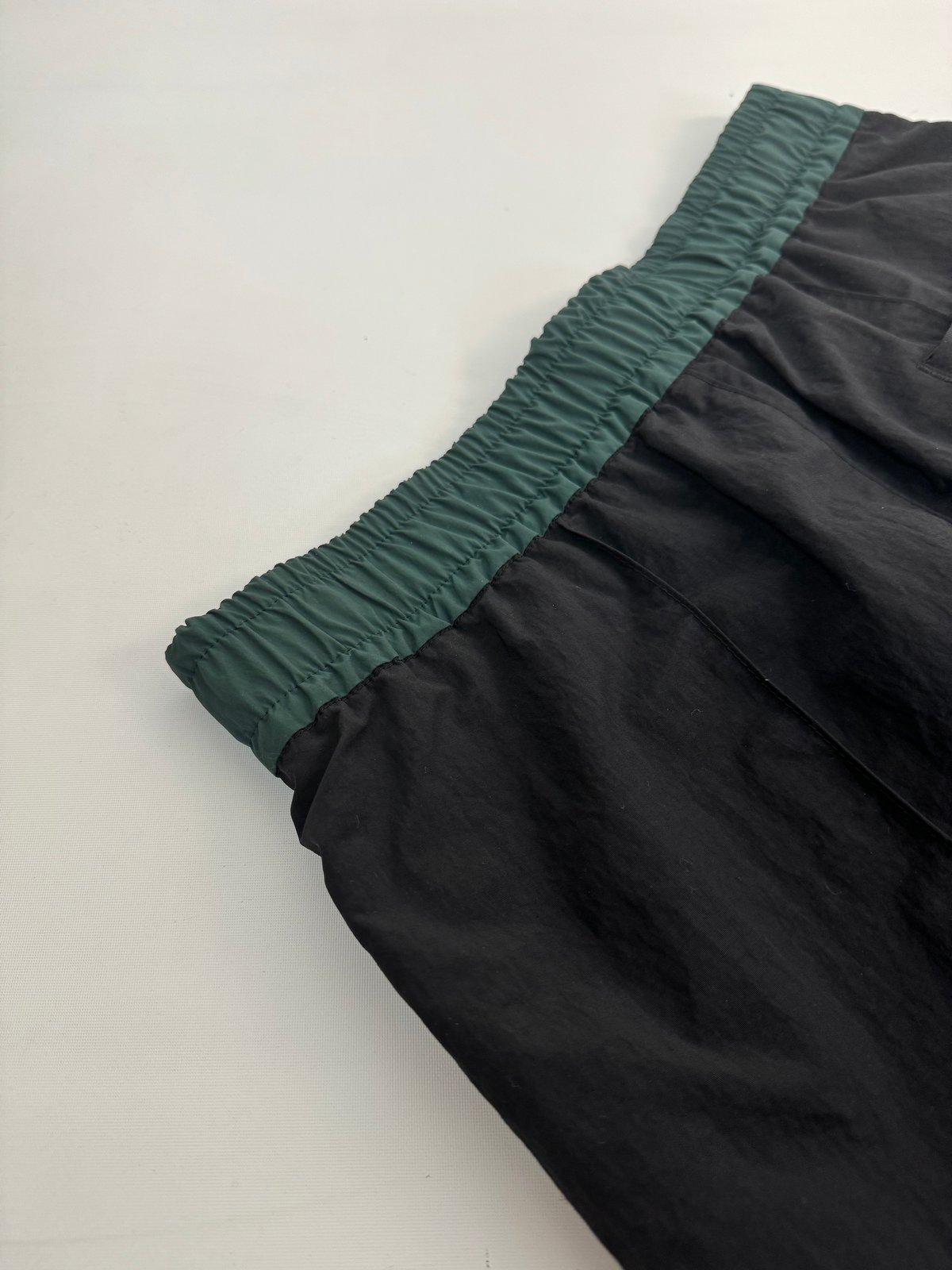 TOGA TOO /NYLON TRACK PANTS | glitter ONLIN TOGA TOO /NYLON TRACK PANTS | glitter ONLIN