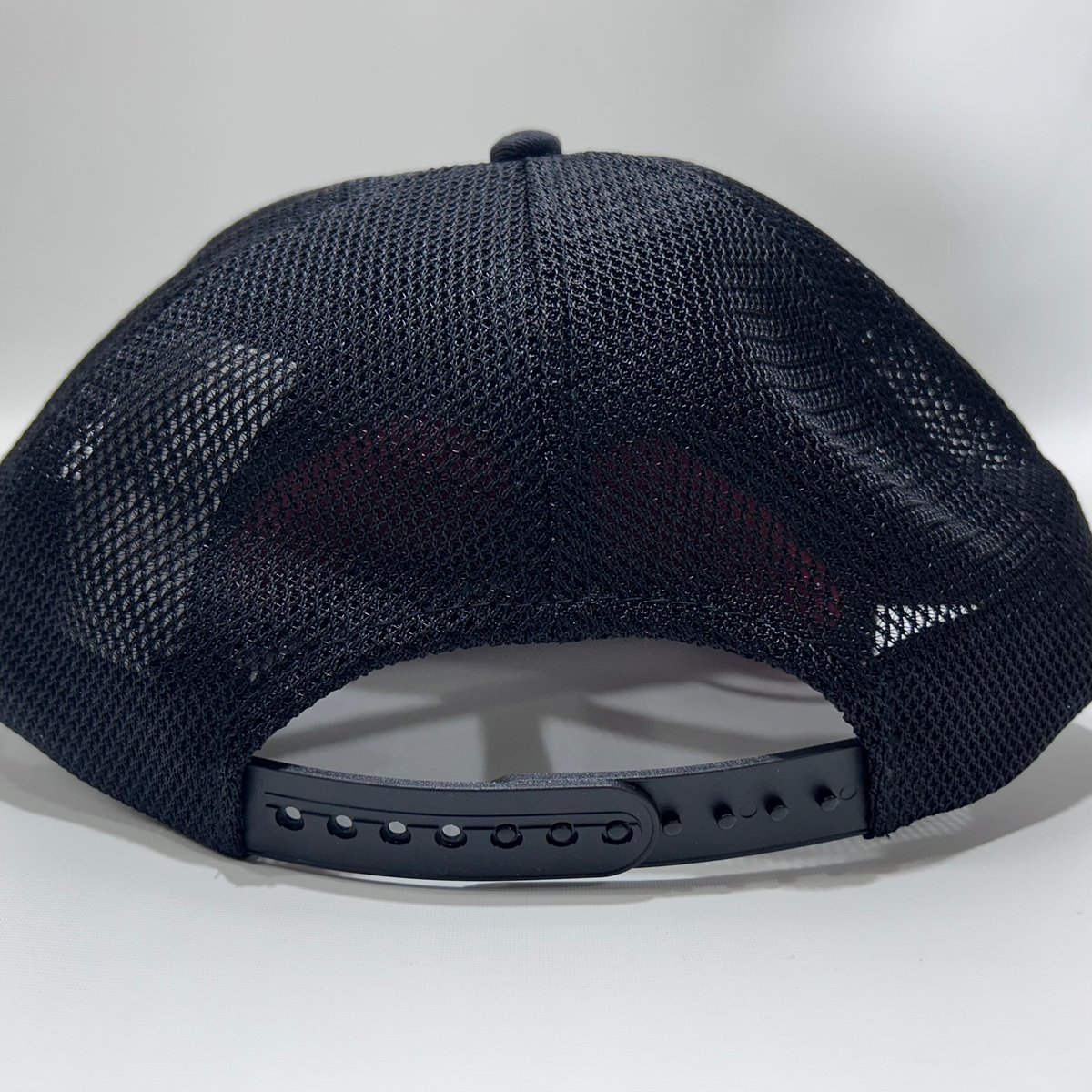 DOUBLET / EMOJI GOGGLE CAP | glitter ONLINE STORE