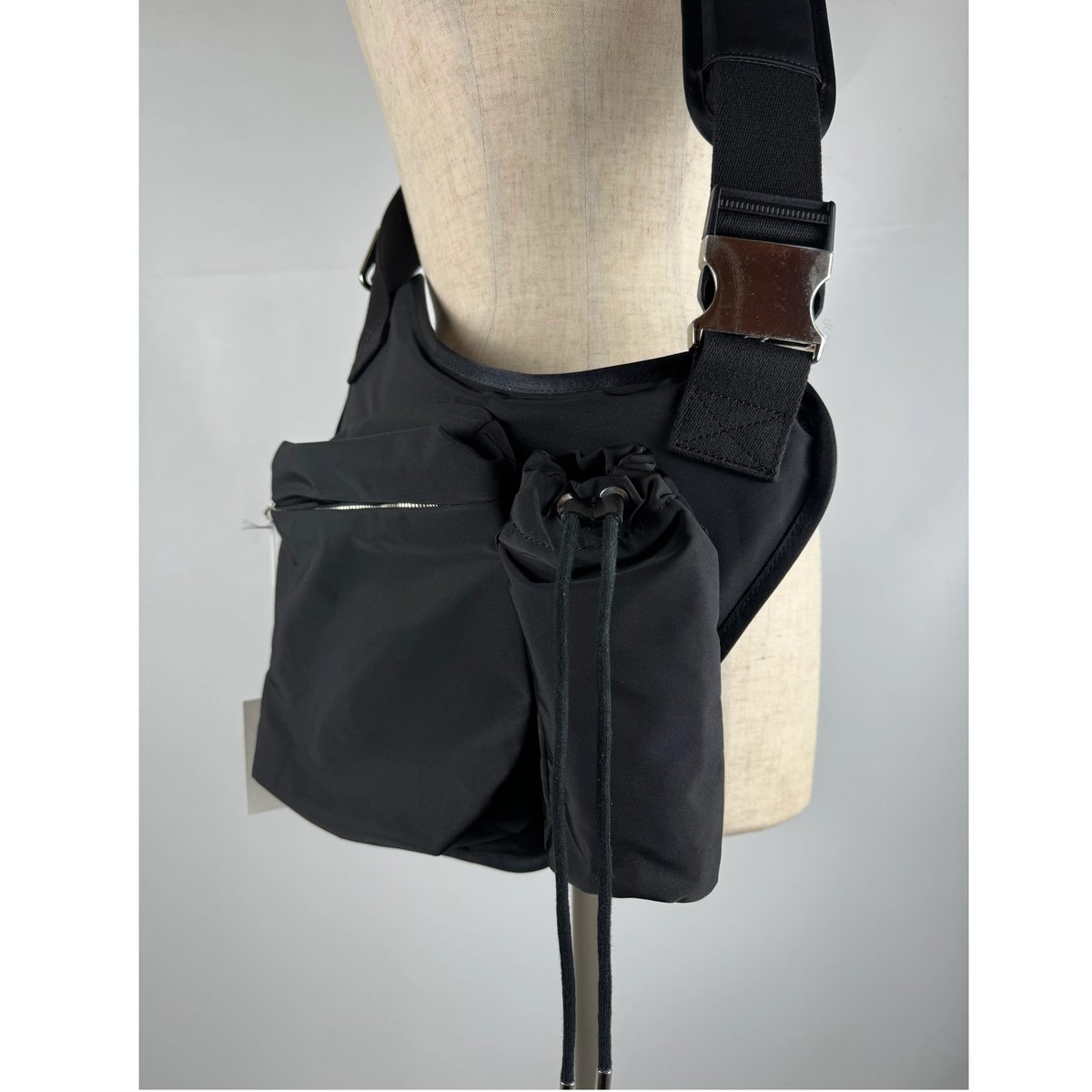 完売品 soe One Shoulder Multi S.B. Solotex soe READY TO WEAR / One Shoulder Multi S.B.
