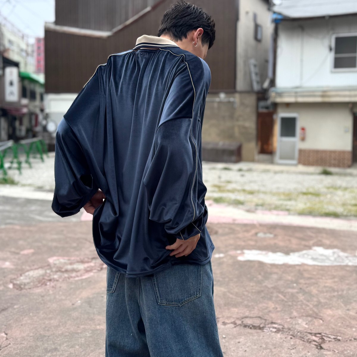 【希少】basicks Velvet Football Shirt BLACK BASICKS / Velvet Football Shirt | glitter ONLI