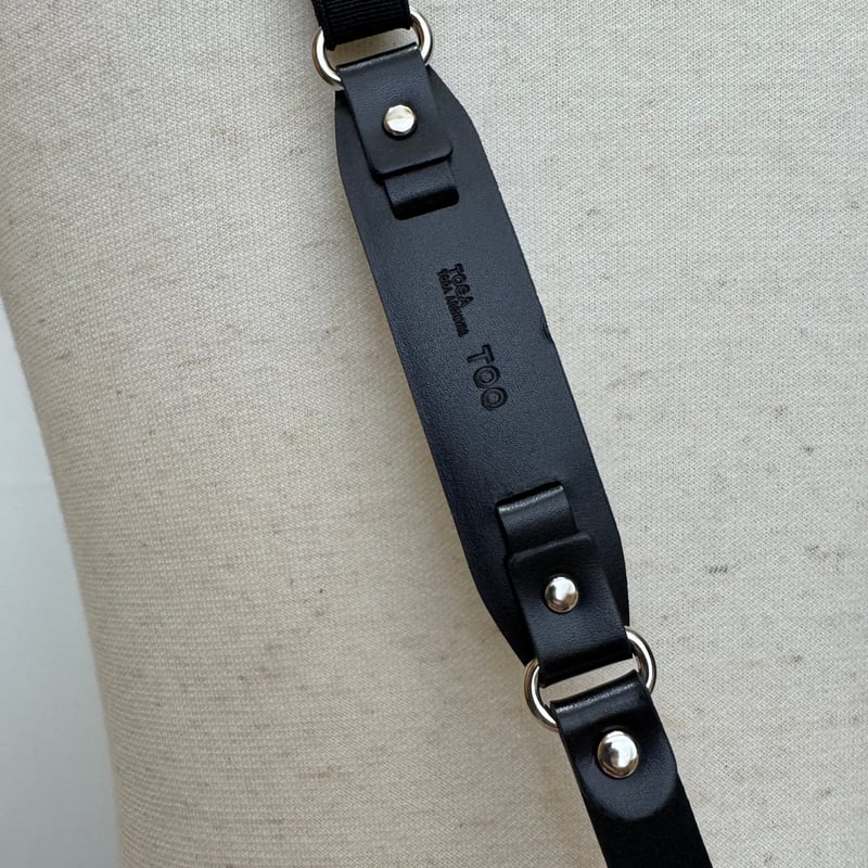 TOGA TOO / Metal leather suspenders | glitter