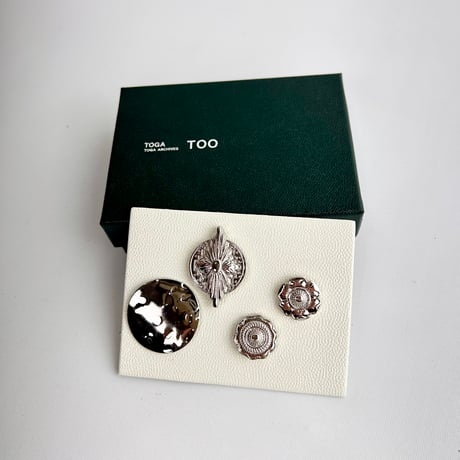 TOGA TOO  / Pin set Metal concho