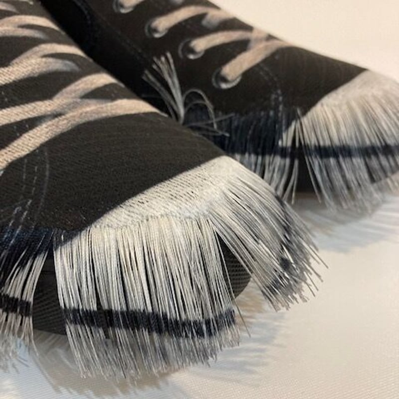 DOUBLET/ PHOTO PRINTED FRINGE EMBROIDERY SNEAKE