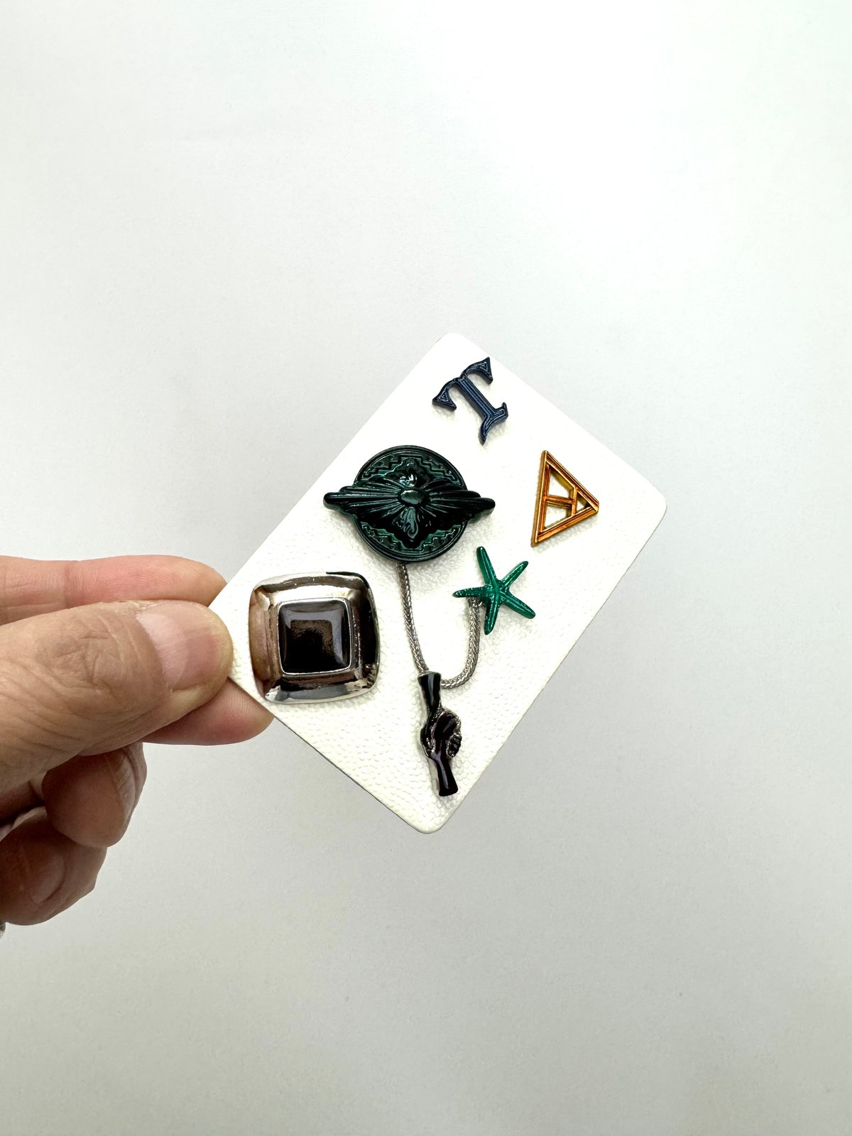 TOGA TOO / Metal pin set | glitter ONLINE STORE