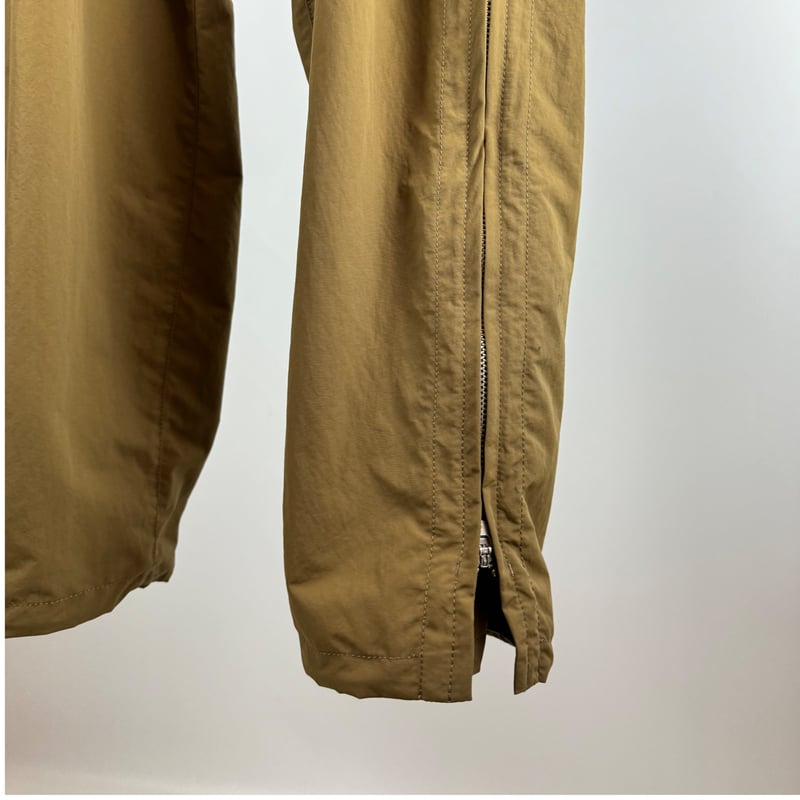 TOGA virilis / NYLON TAFFTA PANTS | glitter ON TOGA virilis / NYLON TAFFTA PANTS | glitter ON