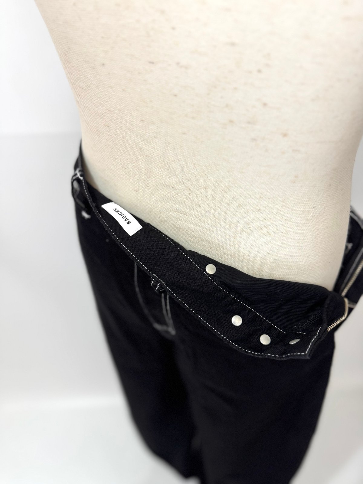 BASICKS / Front Barrel Denim | glitter ONLINE