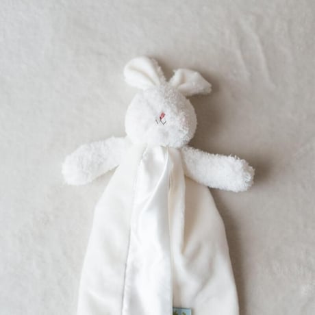 〈Bunnies By The Bay〉“Rabbit” mini blankier stuffed toy (White)