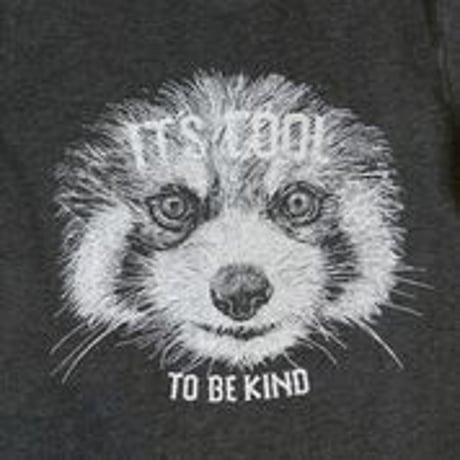 〈LION of LEISURE〉"Red Panda" t-shirts (Charcoal  gray) ※JUNIOR