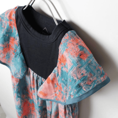 〈MAAROOK〉Abstract Handkerchief Sleeve Dress ※BABY/KIDS/JUNIOR