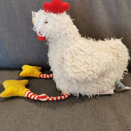 〈Bunnies By The Bay〉"Chicken" stuffed toy