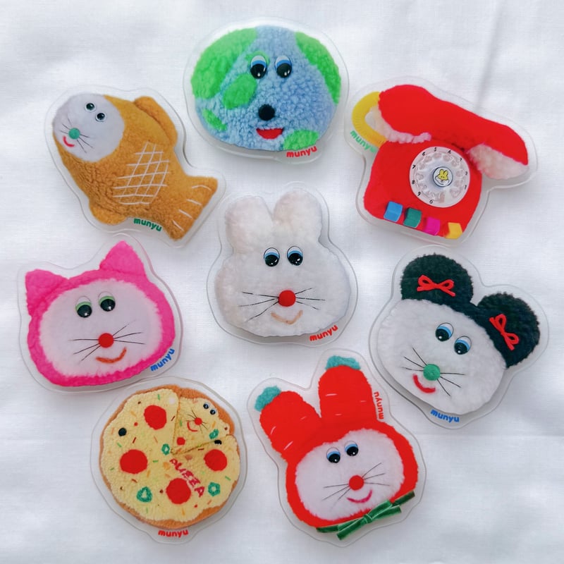 🌎ユニークプクーズスマホグリップ🌏【平日3日以内発送】 | むにゅ