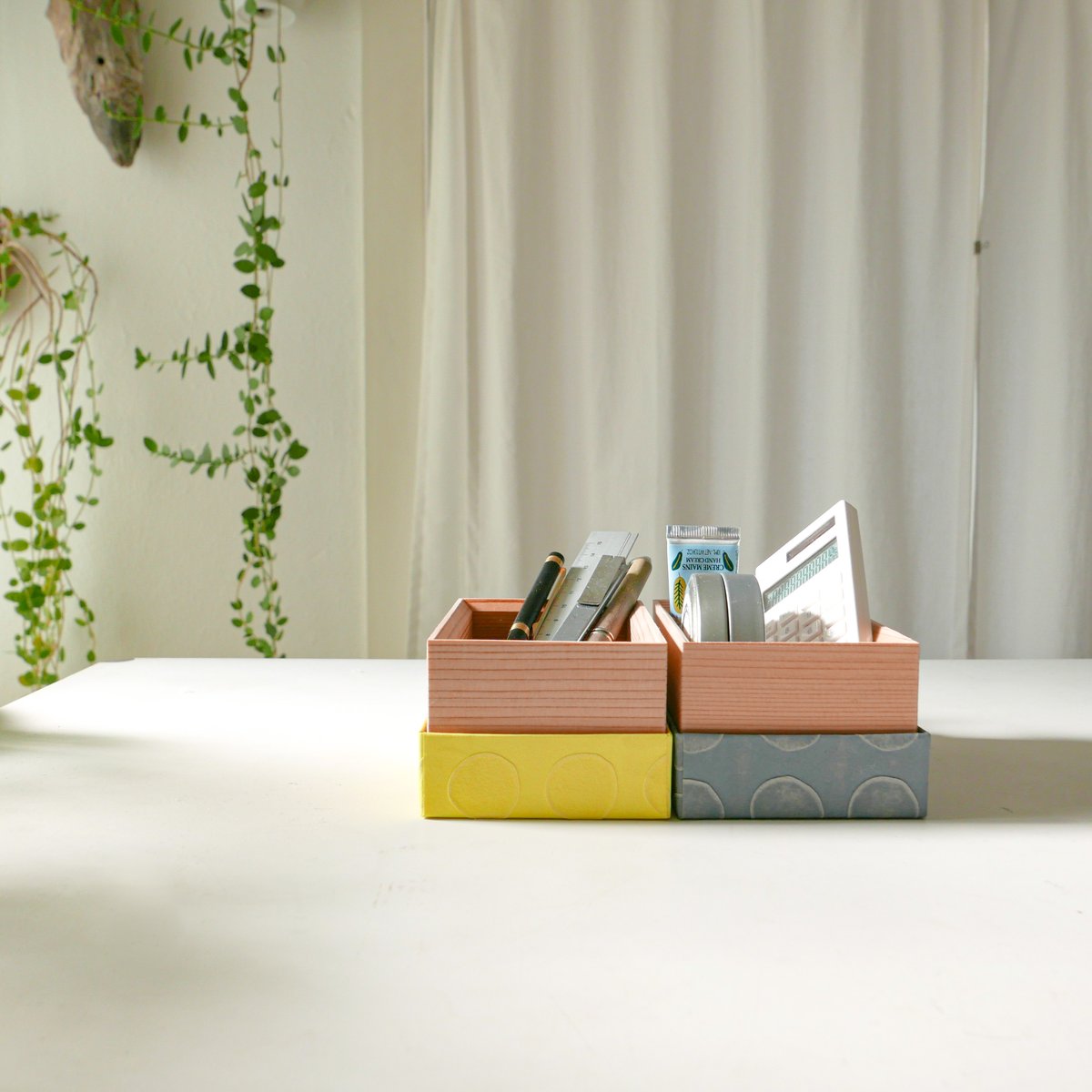 BROWN DUST II トレーディング色紙一箱 ギフト箱 クラフト 163×90×50: ギフトボックス・外箱｜包装資材