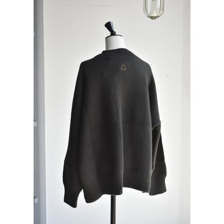 oyuna / sweater