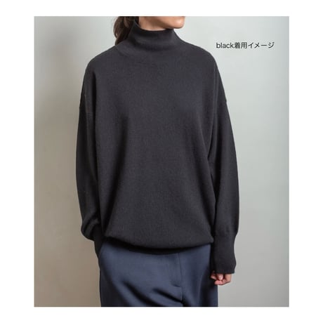oyuna / sweater